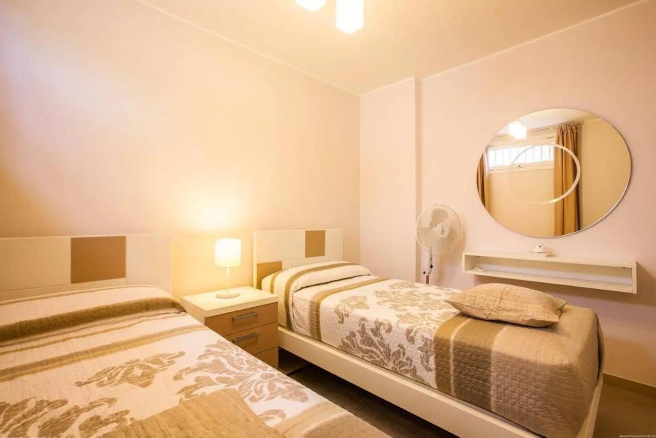 1 Bedroom Apartment For 4 People In Tenerife 아데제 외부 사진