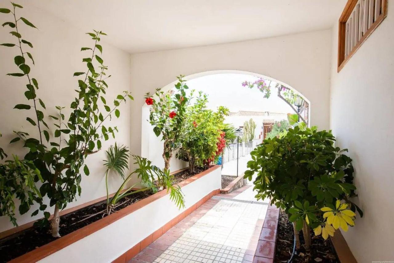 1 Bedroom Apartment For 4 People In Tenerife 아데제 외부 사진